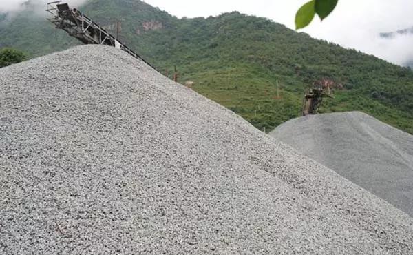 <b>怎樣提升制砂機(jī)的應(yīng)用期限？只要學(xué)好4個(gè)小竅門</b>