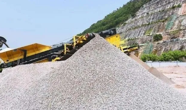 <b>建筑用砂含泥量過高影響混凝土性能！用這3個(gè)方法，有效降低65%的含泥量！</b>